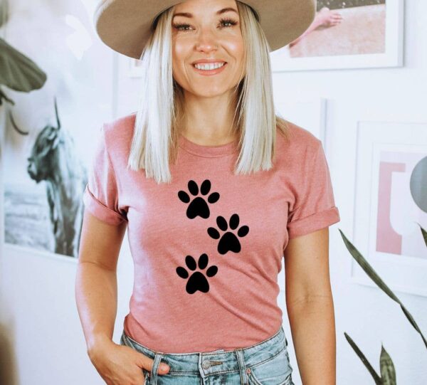 Paw Print T-shirt | Graphic Tee