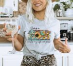 Being A Mom Makes My Life Complete T-shirt | Graphic Tee