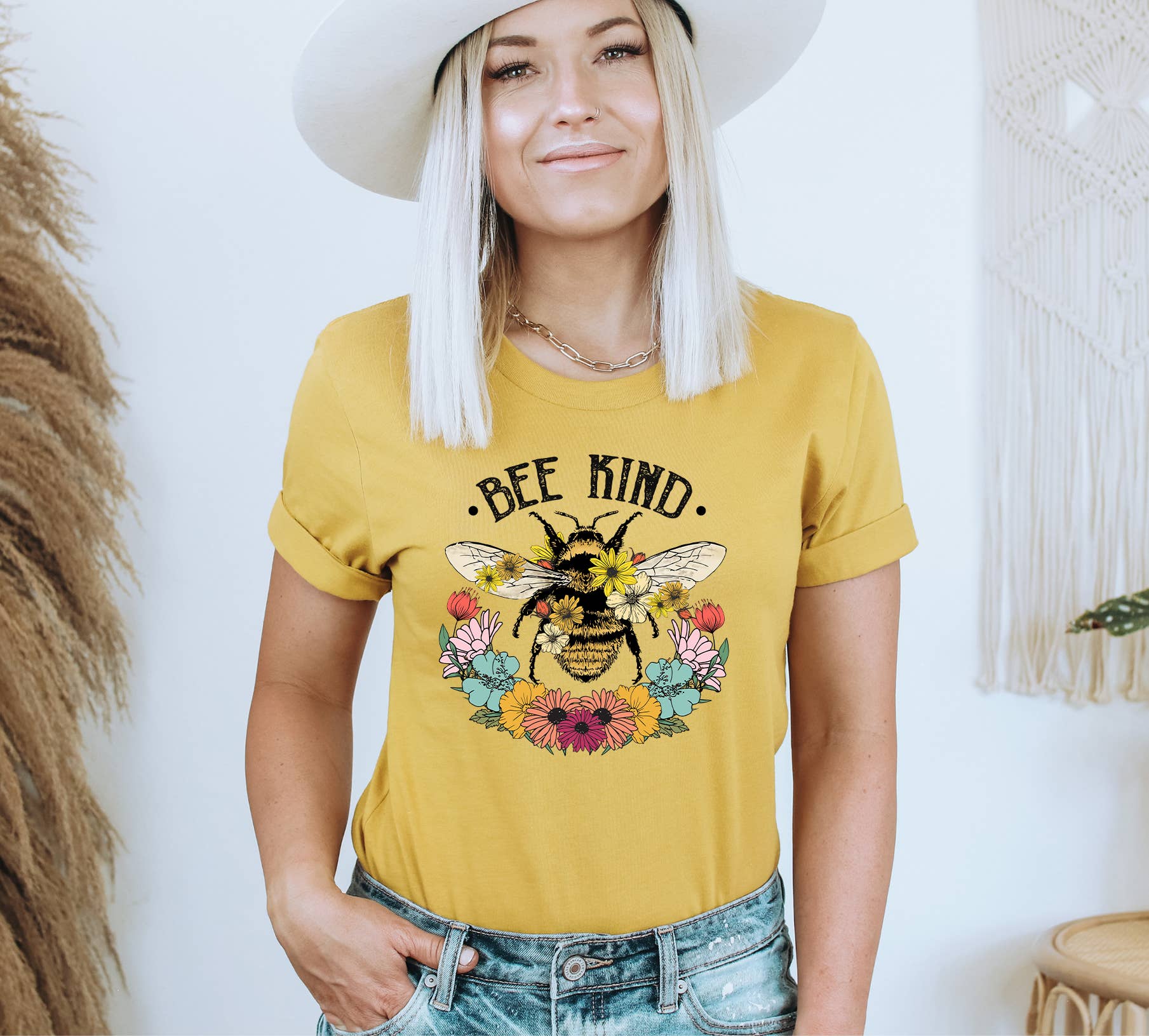 Bee Kind T-shirt | Graphic Tee