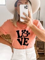 Love Paw T-shirt | Graphic Top