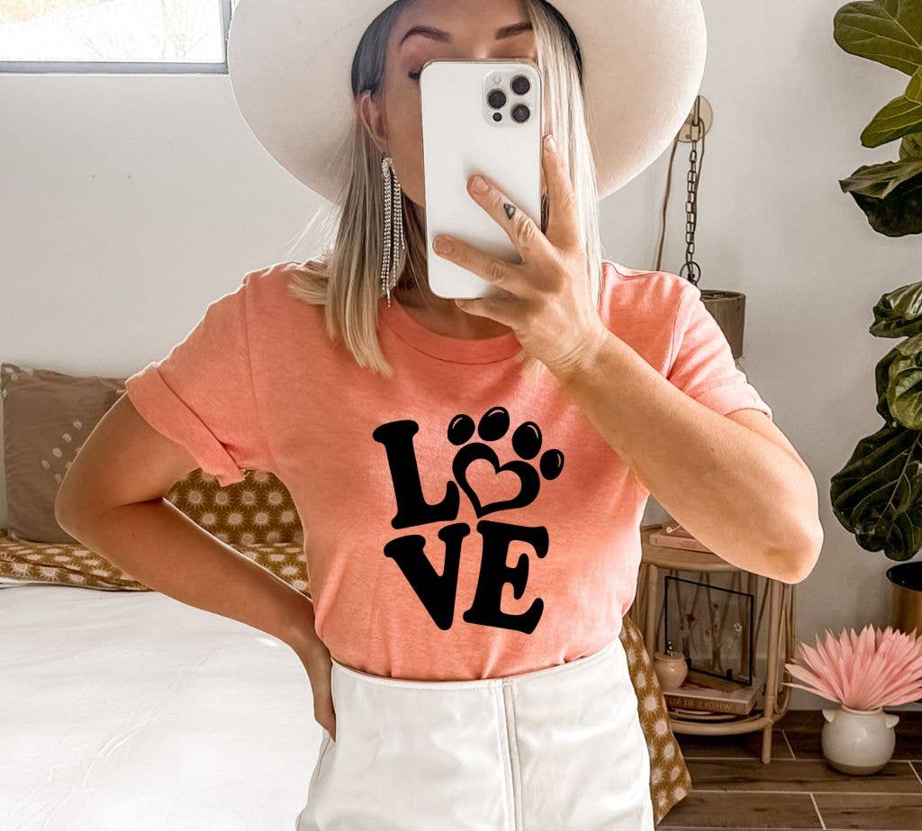 Love Paw T-shirt | Graphic Top