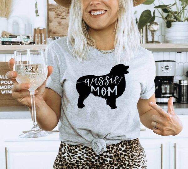 Aussie Mom T-shirt | Graphic Tee