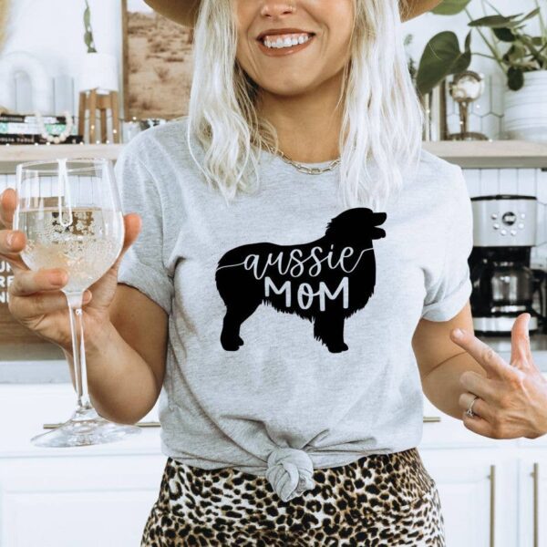 Aussie Mom T-shirt | Graphic Tee