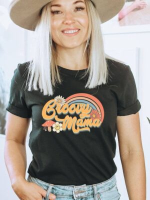 Groovy Mama T-shirt | Women's Shirt