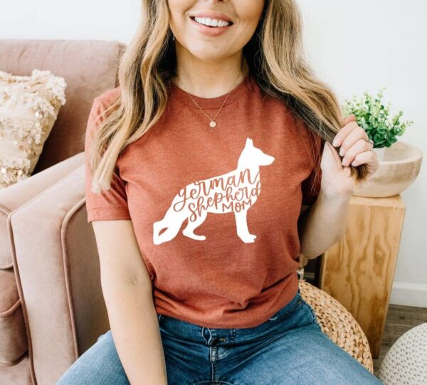 German Shepard Mom T-shirt | Graphic Shirts