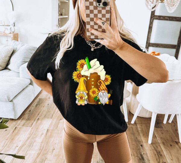 Gnome T-shirt | Graphic Tee