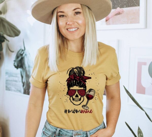 Mom Wine T-shirt | Graphic Tee