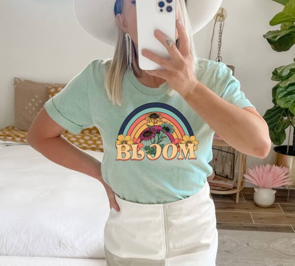 Bloom T-shirt | Graphic Tee