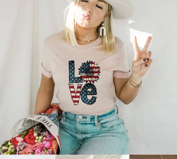 Love Sunflower T-shirt | Graphic Gift