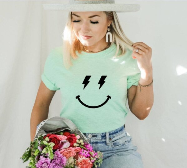 Smiley T-shirt | Graphic Top