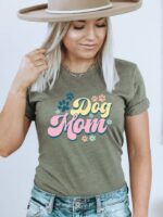Dog Mom T-shirt | Women's T-shirt