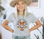 I Am The Moon The Moon Is Me T-shirt | Graphic Tee