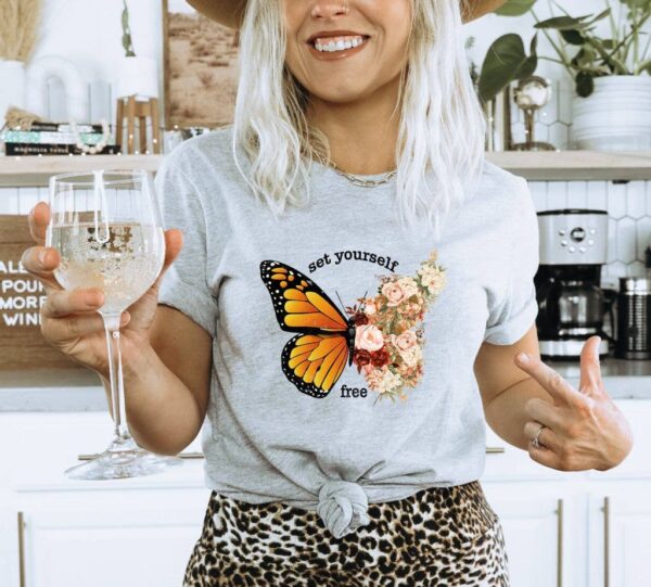 Set Yourself Free T-shirt | Women's Top