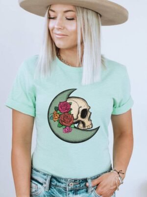 Moon Skull T-shirt | Graphic Top