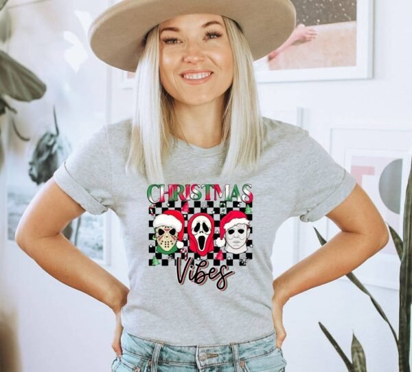 Christmas Vibes T-shirt | Graphic Top