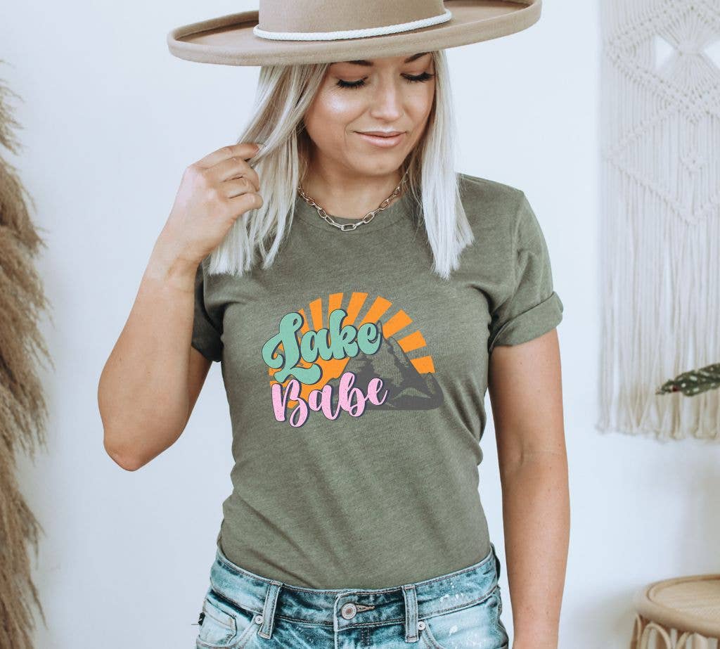Lake Babe T-shirt | Graphic Tee